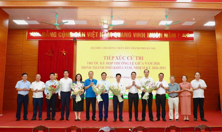 TỔ ĐẠI BIỂU SỐ 31 HĐND THÀNH PHỐ HÀ NỘI TIẾP XÚC CỬ TRI XÃ NỘI BÀI, KIM ANH, TRUNG GIÃ, SÓC SƠN VÀ ĐA PHÚC- Ảnh 15.