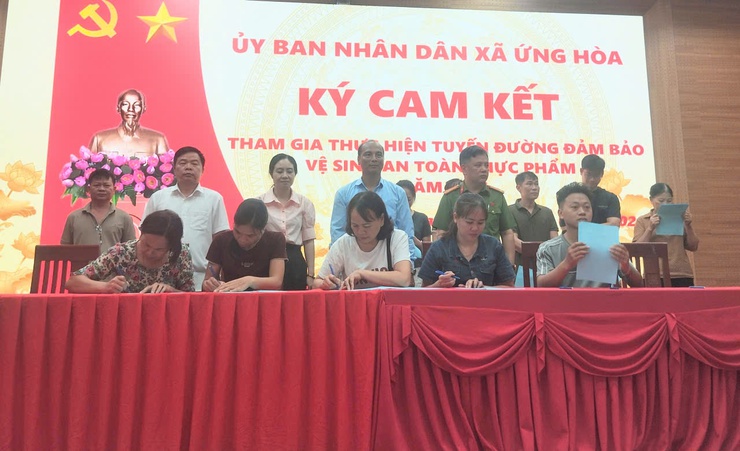 XÃ ỨNG HÒA TỔ CHỨC HỘI NGHỊ TRIỂN KHAI MÔ HÌNH TUYẾN ĐƯỜNG ĐẢM BẢO AN TOÀN VỆ SINH THỰC PHẨM NĂM 2026- Ảnh 3.