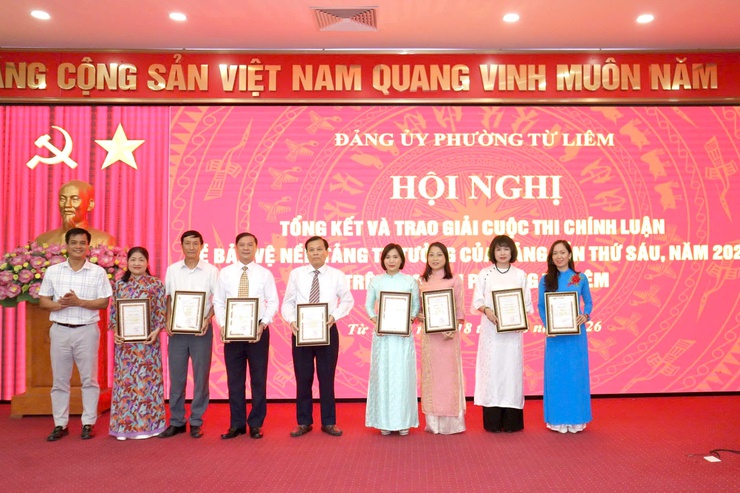 Phường Từ Liêm tổng kết và trao giải Cuộc thi chính luận về bảo vệ nền tảng tư tưởng của Đảng lần thứ Sáu năm 2026- Ảnh 9.