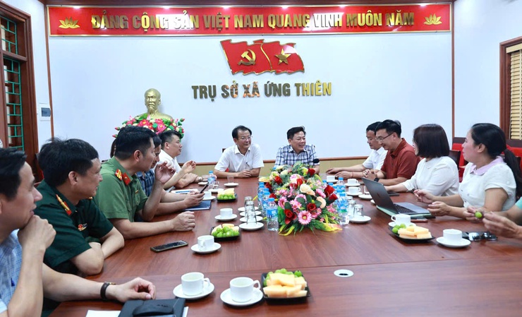 Xã Ứng Thiên tổ chức gặp mặt kỷ niệm 101 năm Ngày Báo chí Cách mạng Việt Nam và ra mắt giao diện mới Trang thông tin điện tử xã- Ảnh 1.
