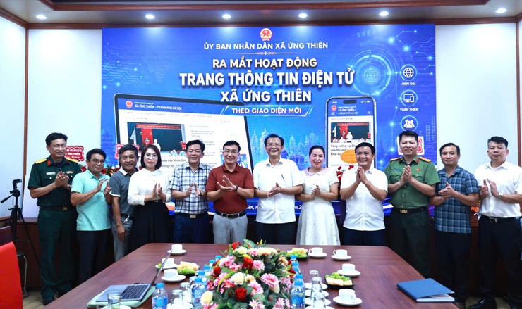 Xã Ứng Thiên tổ chức gặp mặt kỷ niệm 101 năm Ngày Báo chí Cách mạng Việt Nam và ra mắt giao diện mới Trang thông tin điện tử xã- Ảnh 5.