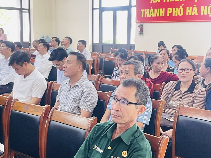 Đại biểu HĐND thành phố Hà Nội tiếp xúc cử tri trước kỳ họp thường lệ giữa năm 2026 tại đơn vị bầu cử số 29- Ảnh 7.