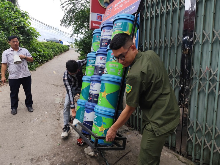 Xã Thanh Oai ra quân lập lại trật tự đô thị khu vực chợ Thanh Mai- Ảnh 5.