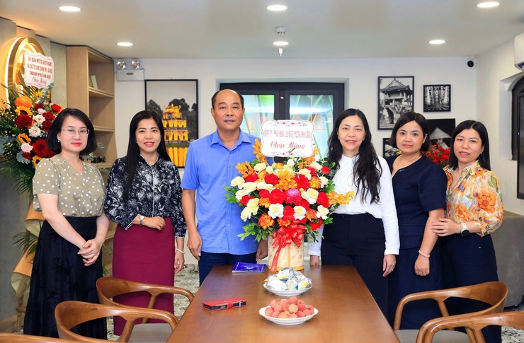 Gửi trọn ân tình tới những "người bạn đồng hành": Phường Định Công tri ân các cơ quan báo chí Thủ đô- Ảnh 2.