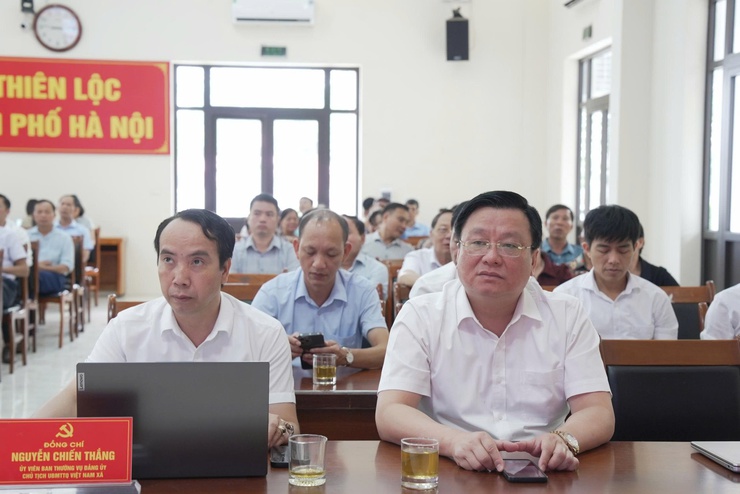 Đại biểu HĐND thành phố Hà Nội tiếp xúc cử tri trước kỳ họp thường lệ giữa năm 2026 tại đơn vị bầu cử số 29- Ảnh 4.