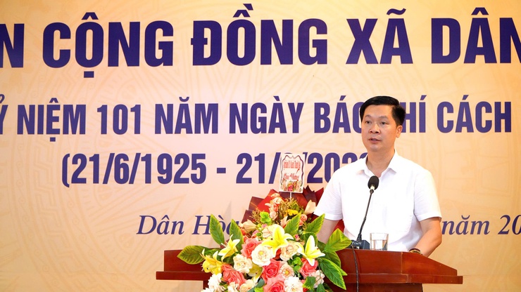 DÂN HÒA RA MẮT THƯ VIỆN CỘNG ĐỒNG - KỶ NIỆM  NĂM BÁO CHÍ CÁCH MẠNG VIỆT NAM 21/6/1925-21/6/2926- Ảnh 6.