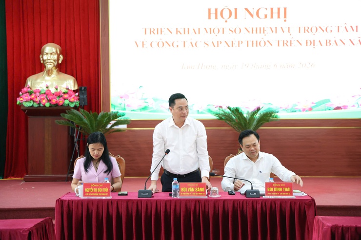 Đảng ủy xã Tam Hưng triển khai nhiệm vụ trọng tâm về sắp xếp thôn, quyết tâm thực hiện hiệu quả chủ trương trinh gọn bộ máy ở cơ sở- Ảnh 1.