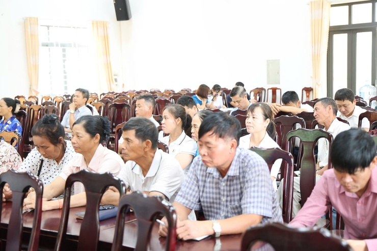 Đảng ủy xã Tam Hưng triển khai nhiệm vụ trọng tâm về sắp xếp thôn, quyết tâm thực hiện hiệu quả chủ trương trinh gọn bộ máy ở cơ sở- Ảnh 2.