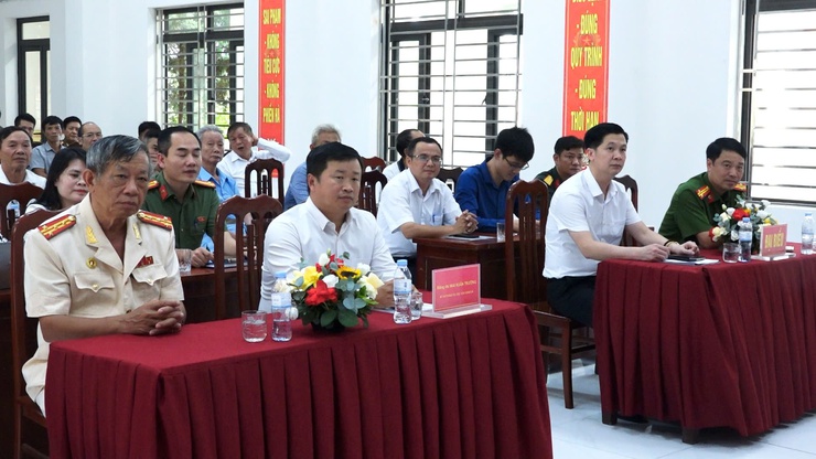 ĐẠI HỘI THÀNH LẬP HỘI CỰU CÔNG AN NHÂN DÂN XÃ DÂN HÒA LẦN THỨ NHẤT, NHIỆM KỲ 2026 – 2031
- Ảnh 5.