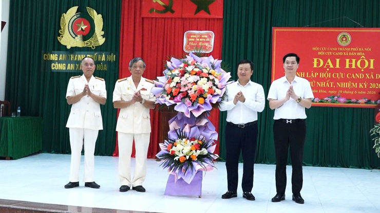 ĐẠI HỘI THÀNH LẬP HỘI CỰU CÔNG AN NHÂN DÂN XÃ DÂN HÒA LẦN THỨ NHẤT, NHIỆM KỲ 2026 – 2031
- Ảnh 1.