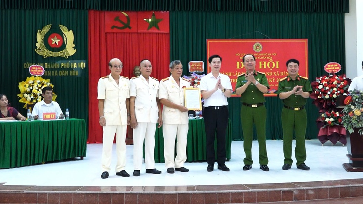 ĐẠI HỘI THÀNH LẬP HỘI CỰU CÔNG AN NHÂN DÂN XÃ DÂN HÒA LẦN THỨ NHẤT, NHIỆM KỲ 2026 – 2031
- Ảnh 4.
