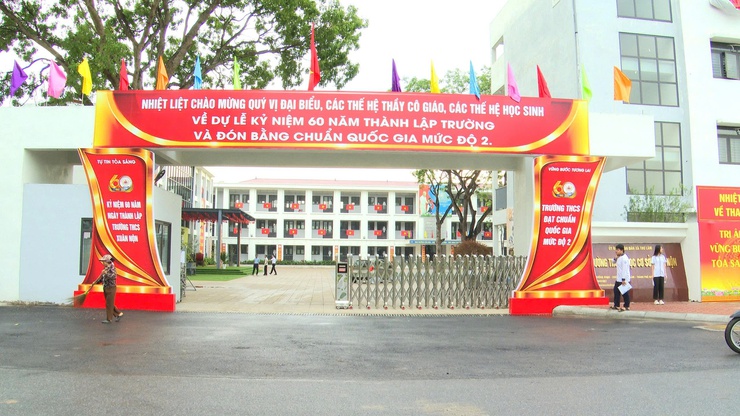 KỲ THI TUYỂN SINH VÀO LỚP 10 THPT NĂM HỌC 2026 – 2027 TRÊN ĐỊA BÀN XÃ THƯ LÂM DIỄN RA AN TOÀN, NGHIÊM TÚC, ĐÚNG QUY CHẾ- Ảnh 5.