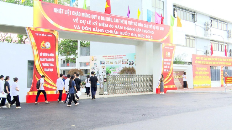 KỲ THI TUYỂN SINH VÀO LỚP 10 THPT NĂM HỌC 2026 – 2027 TRÊN ĐỊA BÀN XÃ THƯ LÂM DIỄN RA AN TOÀN, NGHIÊM TÚC, ĐÚNG QUY CHẾ- Ảnh 6.