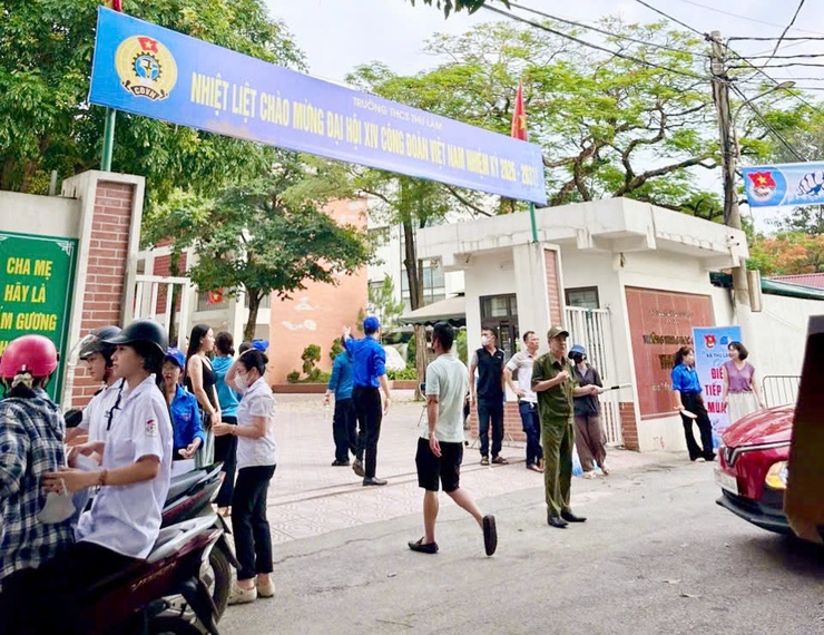 KỲ THI TUYỂN SINH VÀO LỚP 10 THPT NĂM HỌC 2026 – 2027 TRÊN ĐỊA BÀN XÃ THƯ LÂM DIỄN RA AN TOÀN, NGHIÊM TÚC, ĐÚNG QUY CHẾ- Ảnh 33.