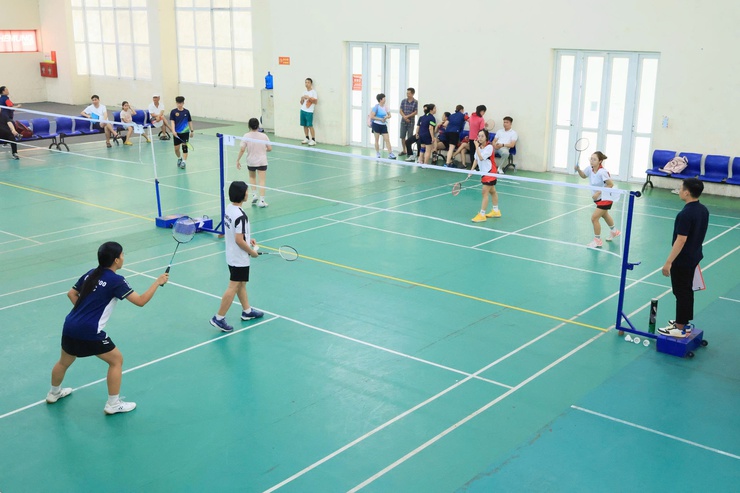 XÃ THƯ LÂM TỔ CHỨC THÀNH CÔNG GIẢI CẦU LÔNG CÁC CÂU LẠC BỘ NĂM 2026- Ảnh 10.
