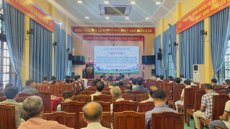 Hương Sơn: Chủ động từ sớm, từ xa trong phòng, chống thiên tai; thúc đẩy sản xuất nông nghiệp bền vững- Ảnh 1.