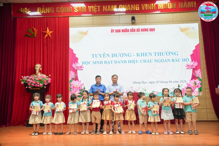 XÃ HƯNG ĐẠO TỔ CHỨC LỄ TUYÊN DƯƠNG, KHEN THƯỞNG HỌC SINH ĐẠT THÀNH TÍCH XUẤT SẮC NĂM HỌC 2025 - 2026; HƯỞNG ỨNG THÁNG HÀNH ĐỘNG VÌ TRẺ EM VÀ HOẠT ĐỘNG HÈ NĂM 2026- Ảnh 15.