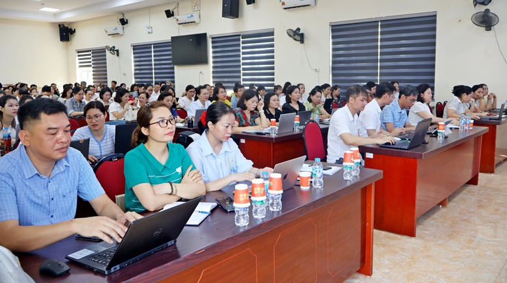 Xã Đoài Phương tập huấn, hướng dẫn sử dụng hệ thống quản trị thực thi nhiệm vụ và đánh giá cán bộ gắn với đo lường hiệu suất công việc trên HanoiWork - Ảnh 1.