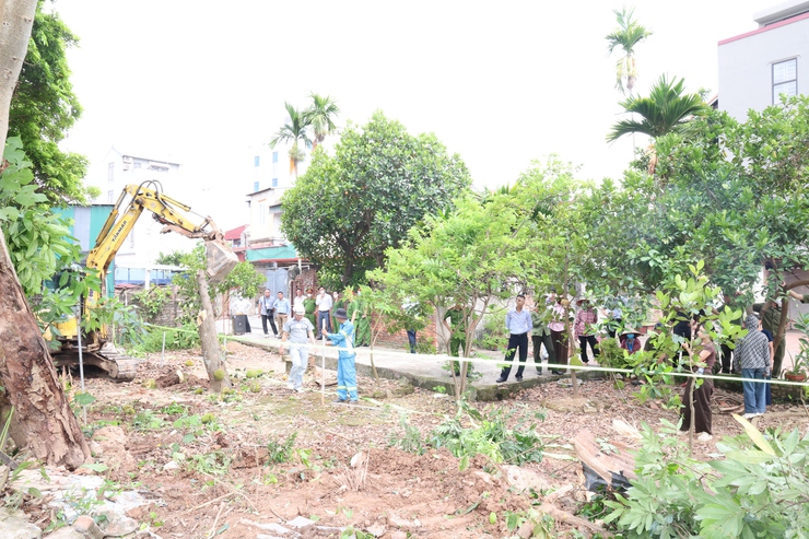 Vĩnh Thanh kiên quyết xử lý vi phạm lấn chiếm đất công tại thôn Phương Trạch- Ảnh 11.
