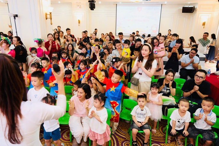 Tưng bừng Ngày Quốc tế Thiếu nhi 1/6 tại các tổ dân phố trên địa bàn phường- Ảnh 7.
