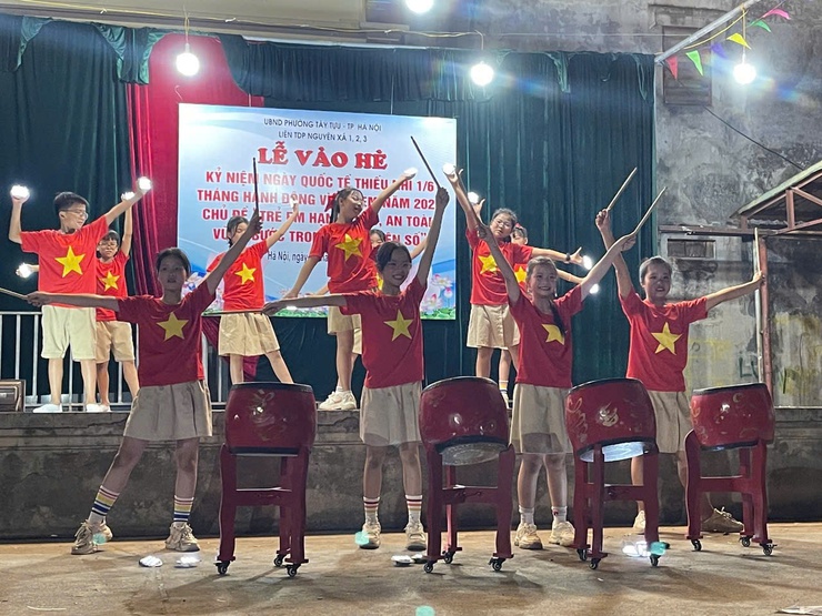 Các tổ dân phố trên địa bàn phường Tây Tựu tổ chức các hoạt động khai mạc hè và tết thiếu nhi 1/6- Ảnh 3.