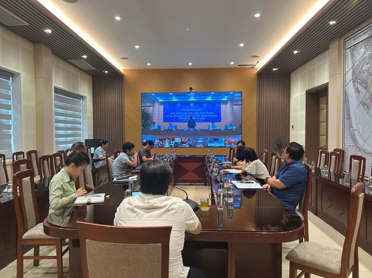 Phường Long Biên dự Hội nghị trực tuyến toàn quốc về công tác tổ chức Kỳ thi tốt nghiệp THPT năm 2026- Ảnh 2.