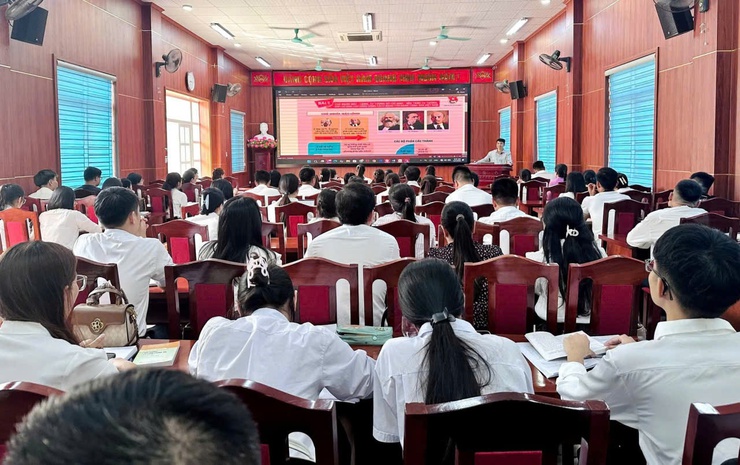 Khai giảng lớp Bồi dưỡng Đảng viên mới khóa I năm 2026- Ảnh 4.