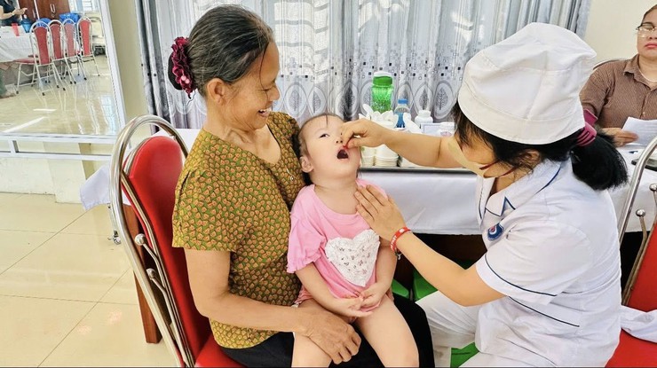 Trạm Y Tế Xã Ứng Thiên Triển Khai Chiến Dịch Uống Vitamin A Và Cân Đo Trẻ Đợt 1 Năm 2026- Ảnh 2.