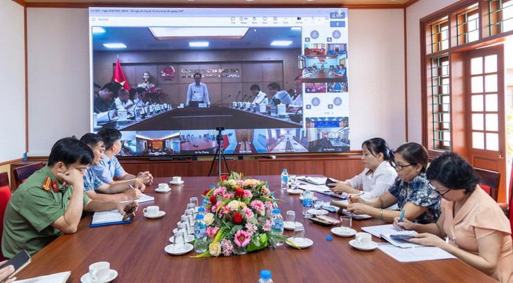 XÃ ỨNG THIÊN THAM DỰ HỘI NGHỊ TRỰC TUYẾN TOÀN QUỐC QUÁN TRIỆT CÔNG TÁC TỔ CHỨC KỲ THI TỐT NGHIỆP THPT NĂM 2026- Ảnh 2.