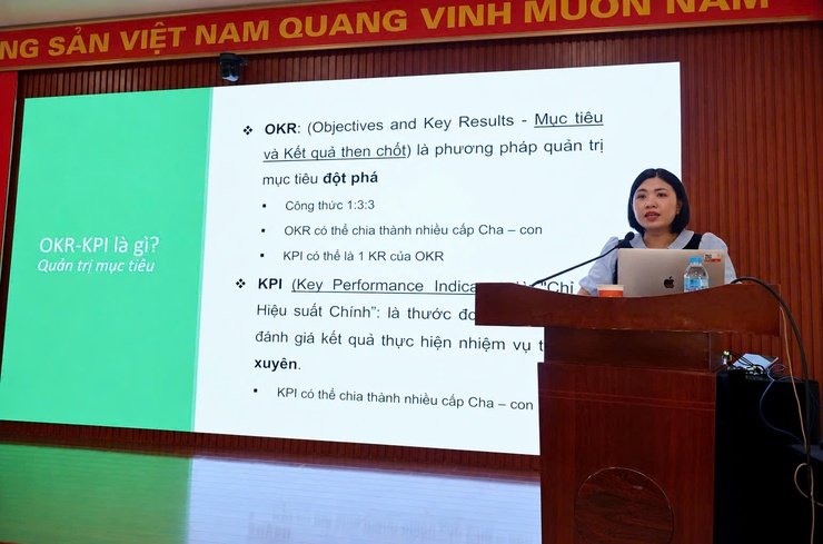 Xã Đoài Phương tập huấn, hướng dẫn sử dụng hệ thống quản trị thực thi nhiệm vụ và đánh giá cán bộ gắn với đo lường hiệu suất công việc trên HanoiWork - Ảnh 2.