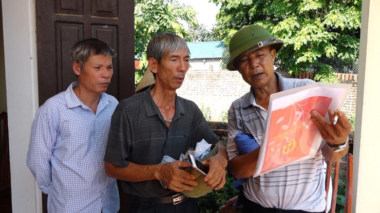 Xã Vật Lại công khai dự thảo phương án chi tiết GPMB dự án công viên nghĩa trang yên kỳ (giai đoạn 1)- Ảnh 1. Xã Vật Lại công khai dự thảo phương án chi tiết GPMB dự án công viên nghĩa trang yên kỳ (giai đoạn 1)- Ảnh 1.