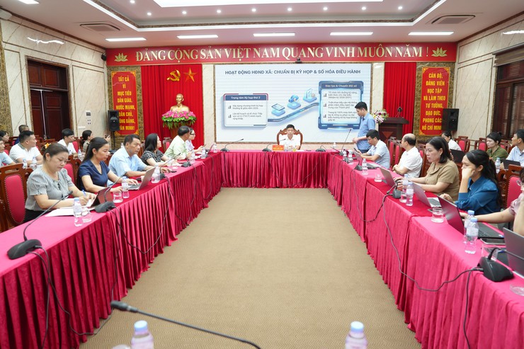 Đảng uỷ xã Thanh Oai giao ban công tác Đảng tháng 5, triển khai nhiệm vụ trọng tâm tháng 6 năm 2026- Ảnh 1.