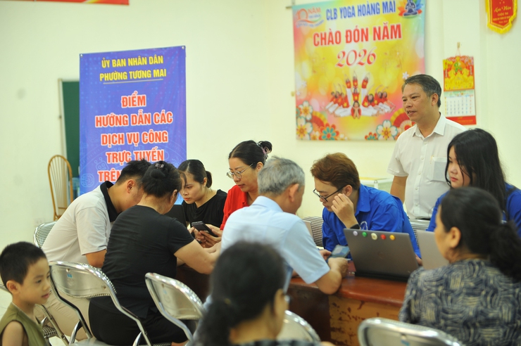 Hiệu quả từ các điểm "Bình dân học vụ số lưu động" 
trên địa bàn Phường Tương Mai 
- Ảnh 7.