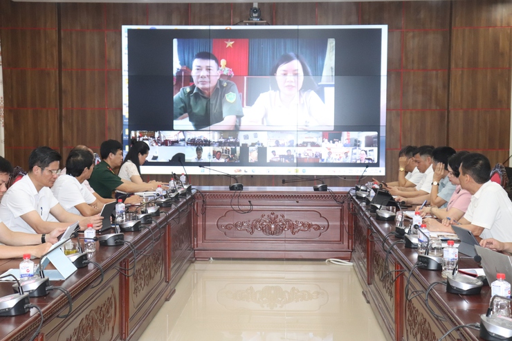Hội nghị giao ban với cơ sở tháng 5 năm 2026; triển khai ký kết quy chế phối hợp công tác giữa Thường trực HĐND - UBND - Ủy ban MTTQ Việt Nam xã giai đoạn 2026 - 2031.- Ảnh 4.