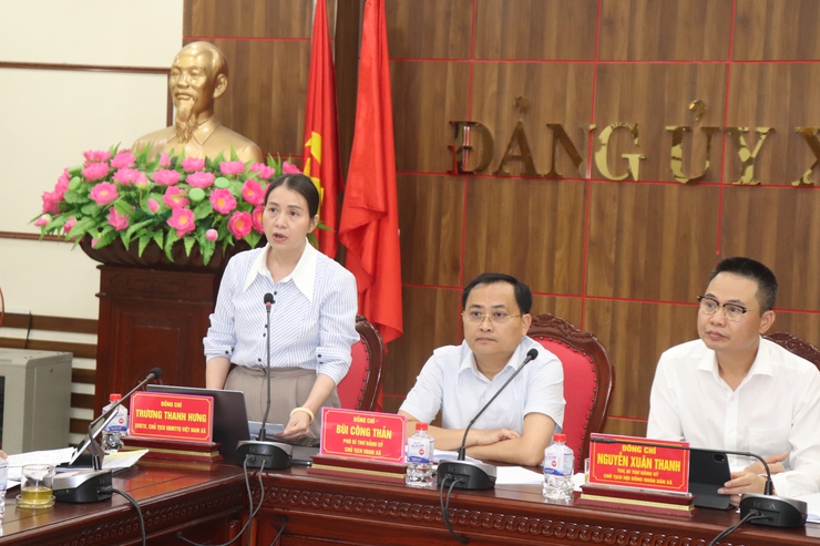 Hội nghị giao ban với cơ sở tháng 5 năm 2026; triển khai ký kết quy chế phối hợp công tác giữa Thường trực HĐND - UBND - Ủy ban MTTQ Việt Nam xã giai đoạn 2026 - 2031.- Ảnh 7.