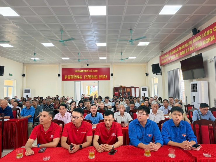 Phường Tương Mai tổ chức Hội nghị tập huấn kỹ năng số cho các Tổ chuyển đổi số cộng đồng trên địa bàn phường
- Ảnh 3.