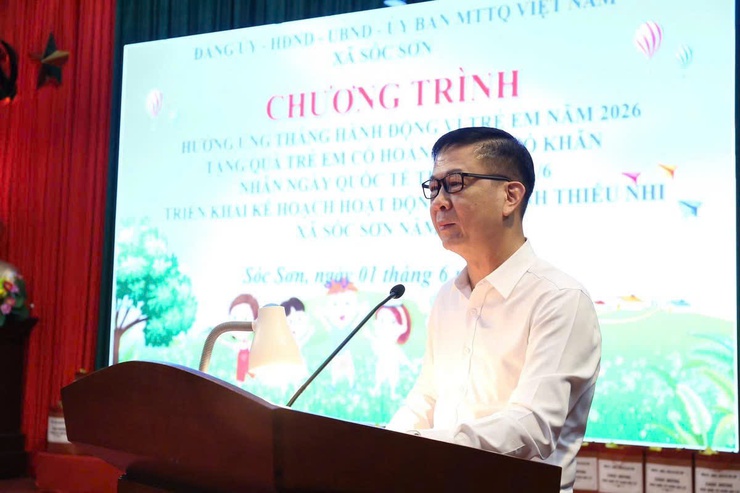 XÃ SÓC SƠN TẶNG 229 SUẤT QUÀ CHO TRẺ EM CÓ HOÀN CẢNH KHÓ KHĂN NHÂN NGÀY QUỐC TẾ THIẾU NHI 1/6- Ảnh 2.