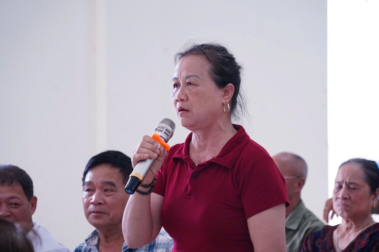 Chủ tịch UBND phường Chương Mỹ - Ông Trịnh Duy Oai cùng Tổ đại biểu số 3 HĐND phường tiếp xúc cử tri trước kỳ họp thường lệ giữa năm 2026- Ảnh 7.