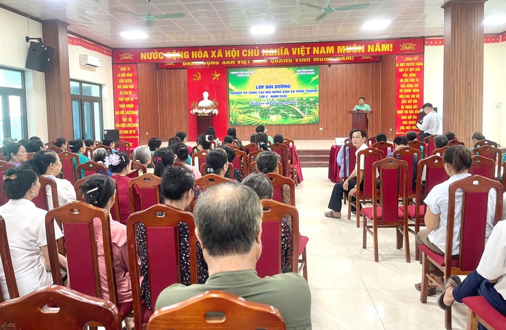 Gần 200 hội viên nông dân xã Vĩnh Thanh tham gia tập huấn an toàn thực phẩm- Ảnh 1.