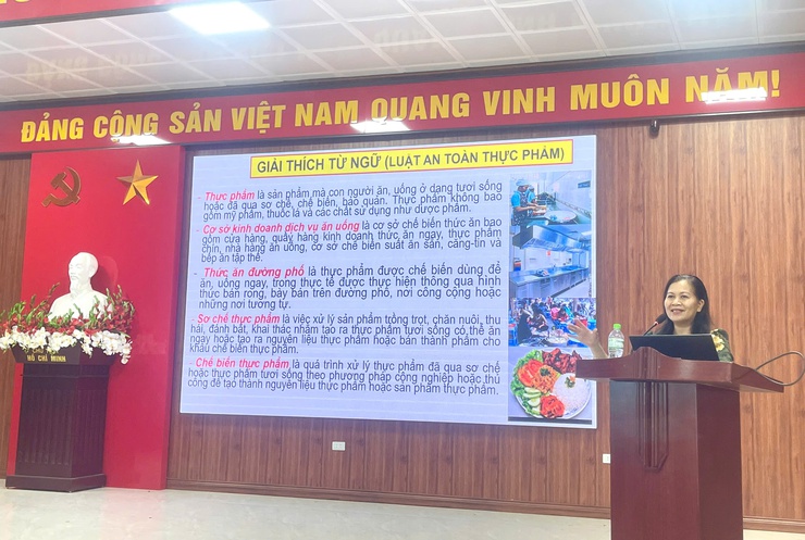 Gần 200 hội viên nông dân xã Vĩnh Thanh tham gia tập huấn an toàn thực phẩm- Ảnh 9.