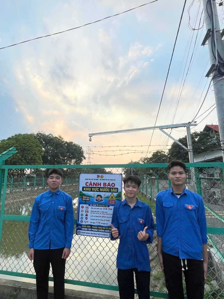 THIÊN LỘC TĂNG CƯỜNG PHÒNG, CHỐNG ĐUỐI NƯỚC CHO TRẺ EM: HOÀN THÀNH CẮM BIỂN CẢNH BÁO TẠI CÁC ĐIỂM NƯỚC SÂU NGUY HIỂM- Ảnh 4.