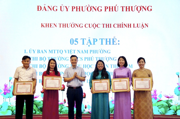 Phường Phú Thượng tổng kết, trao giải Cuộc thi chính luận bảo vệ nền tảng tư tưởng của Đảng lần thứ VI và Hội thi Báo cáo viên, Tuyên truyền viên giỏi năm 2026- Ảnh 6.