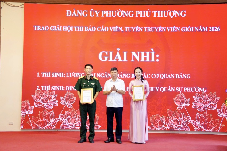 Phường Phú Thượng tổng kết, trao giải Cuộc thi chính luận bảo vệ nền tảng tư tưởng của Đảng lần thứ VI và Hội thi Báo cáo viên, Tuyên truyền viên giỏi năm 2026- Ảnh 14.