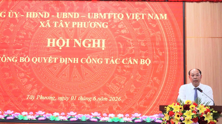 XÃ TÂY PHƯƠNG TỔ CHỨC HỘI NGHỊ CÔNG BỐ CÁC QUYẾT ĐỊNH VỀ CÔNG TÁC CÁN BỘ- Ảnh 6.