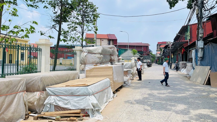 THƯỜNG TRỰC HĐND XÃ GIÁM SÁT CÔNG TÁC BẢO VỆ MÔI TRƯỜNG, QUẢN LÝ TRẬT TỰ ĐÔ THỊ TẠI KHU VỰC THƯỢNG CỐC, LONG XUYÊN- Ảnh 5.