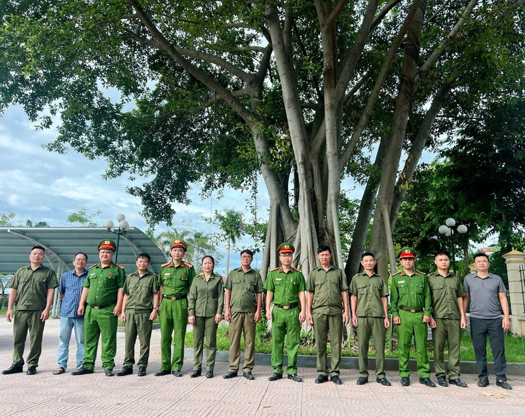 Nam Phù kiên trì xoá "điểm nghẽn" trật tự đô thị- Ảnh 1.