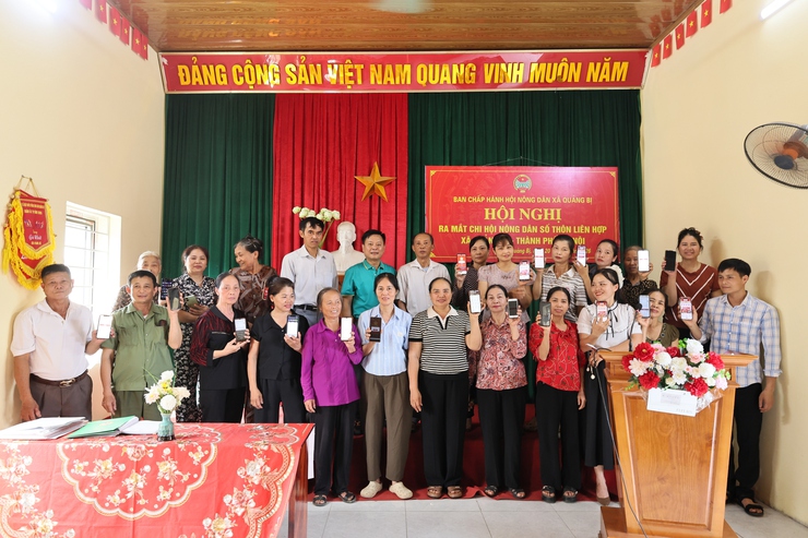 Hội Nông dân xã Quảng Bị ra mắt Chi hội Nông dân số thôn Liên Hợp- Ảnh 4.