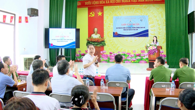 THƯ LÂM TỔ CHỨC TẬP HUẤN AN TOÀN VỆ SINH LAO ĐỘNG, PHÒNG CHỐNG CHÁY NỔ NĂM 2026- Ảnh 1.