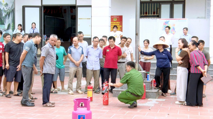 THƯ LÂM TỔ CHỨC TẬP HUẤN AN TOÀN VỆ SINH LAO ĐỘNG, PHÒNG CHỐNG CHÁY NỔ NĂM 2026- Ảnh 9.