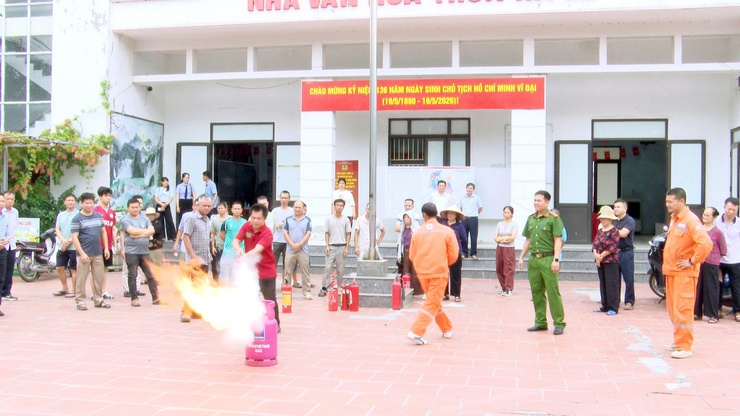 THƯ LÂM TỔ CHỨC TẬP HUẤN AN TOÀN VỆ SINH LAO ĐỘNG, PHÒNG CHỐNG CHÁY NỔ NĂM 2026- Ảnh 10.